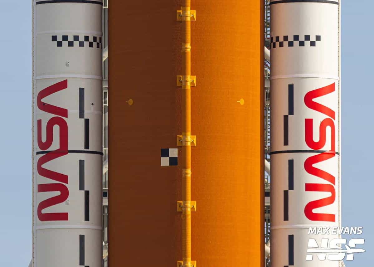 Artemis III SLS teams prepare short stack for pad tanking test