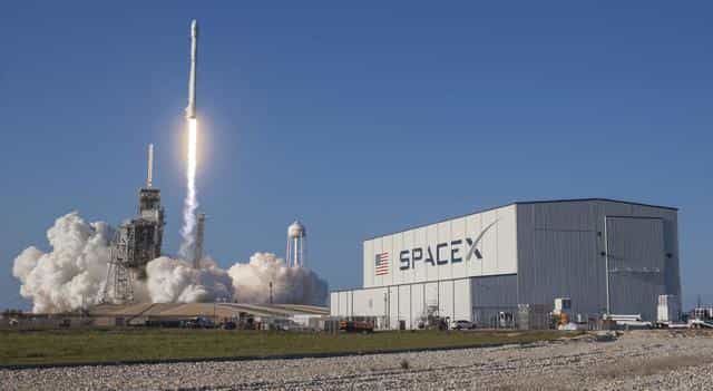 SpaceX Details Insider Share Allocation Ahead of Potential Mega IPO